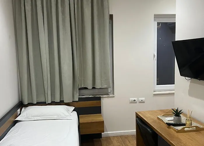 Pensión Urban 5 Tirana